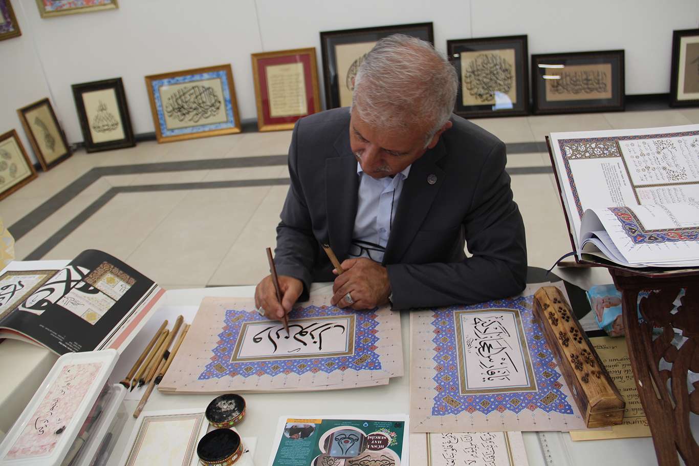 Peygamber geleneği: Hat sanatı